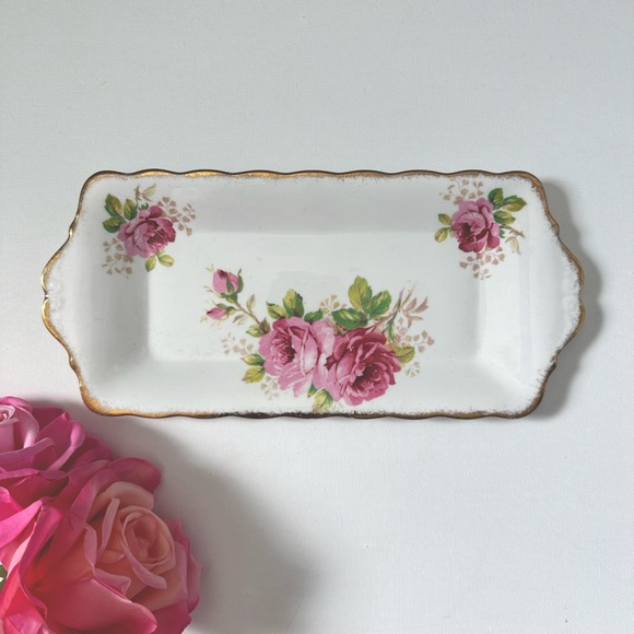 Vintage Royal Albert Serving Plate - American Beauty - Picture 1 of 7